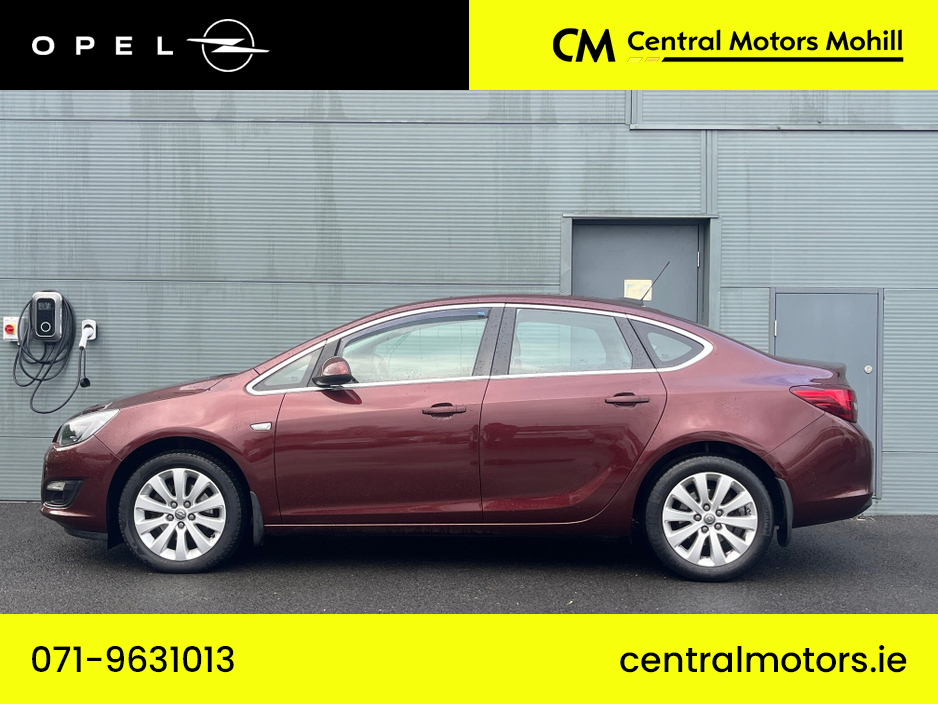 2018 Opel Astra SALOON 1.6 CDTI 110PS 4DR Diesel * Low  Mileage * €13,950