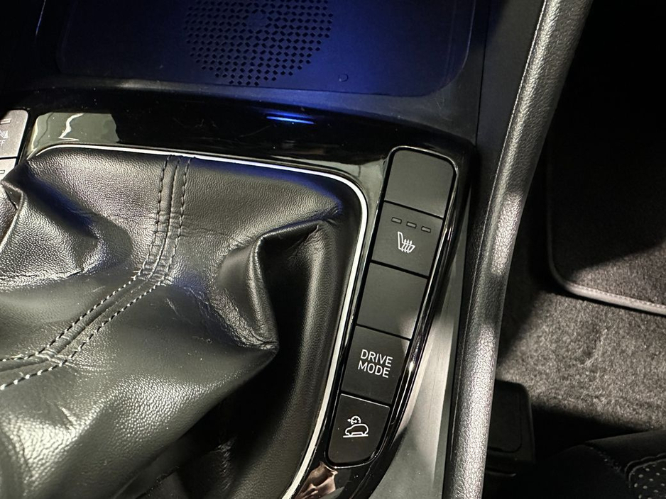 2022 Hyundai Tucson - image 25