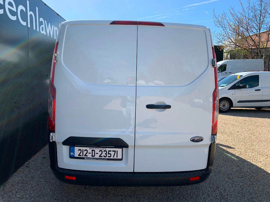 2021 Ford Transit Custom - image 4