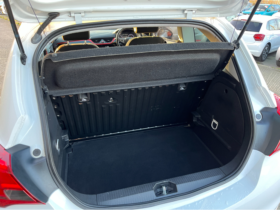 2019 Opel Corsa SRI OPC LINE 1.4 PETROL 3DR //APPLE CARPLAY//OPEL SERVICE HISTORY// €11,950