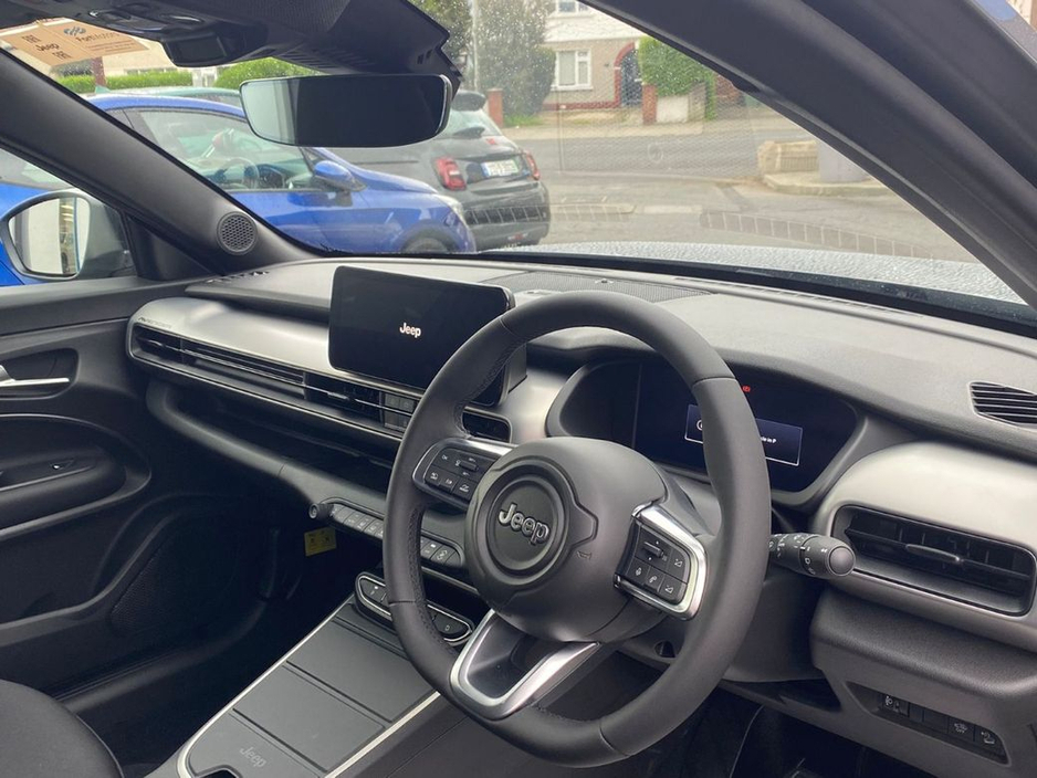 2026 Jeep Avenger - image 14