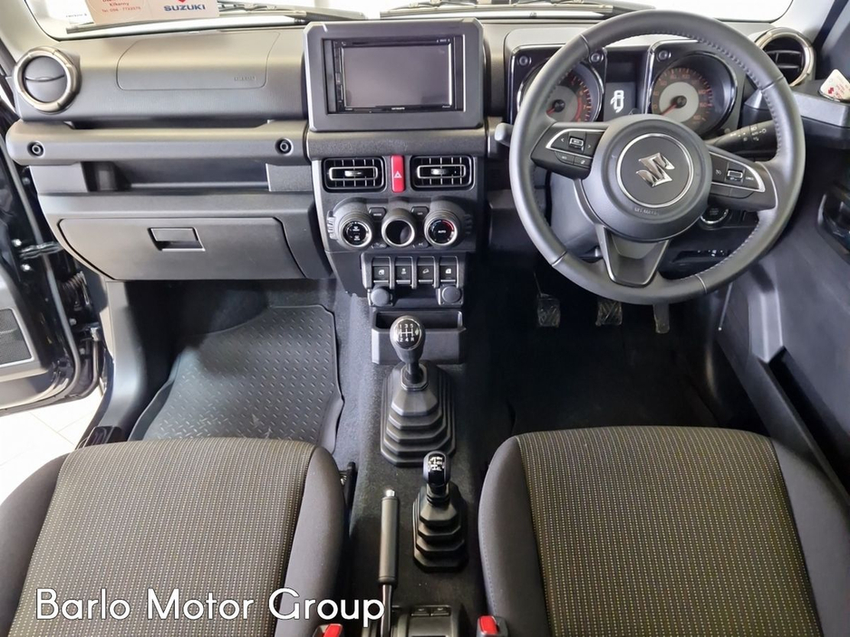 2025 Suzuki Jimny - image 10