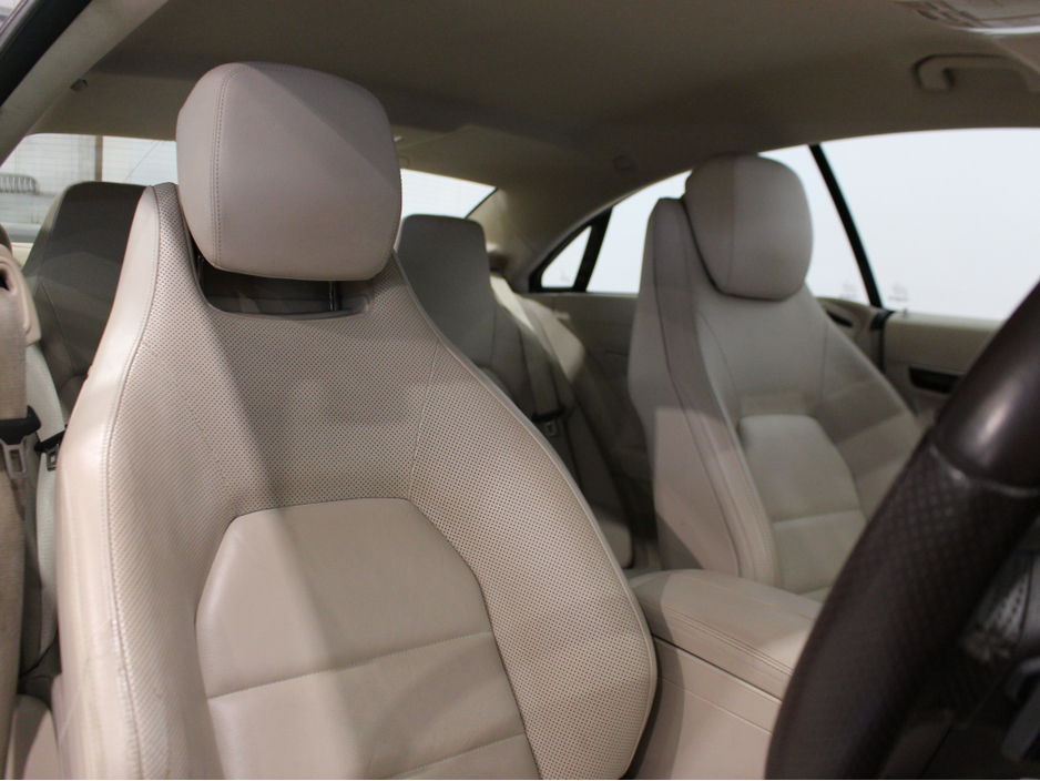 2014 Mercedes-Benz E Class - image 20