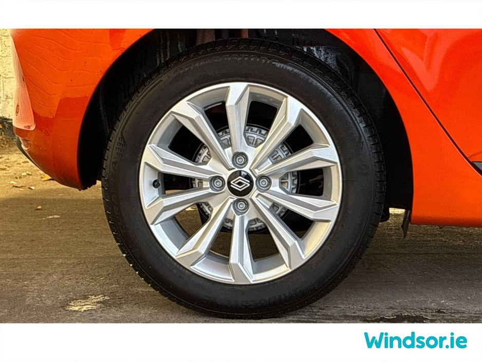 2024 Renault Clio TCe 90 DFull Evolution €20,995