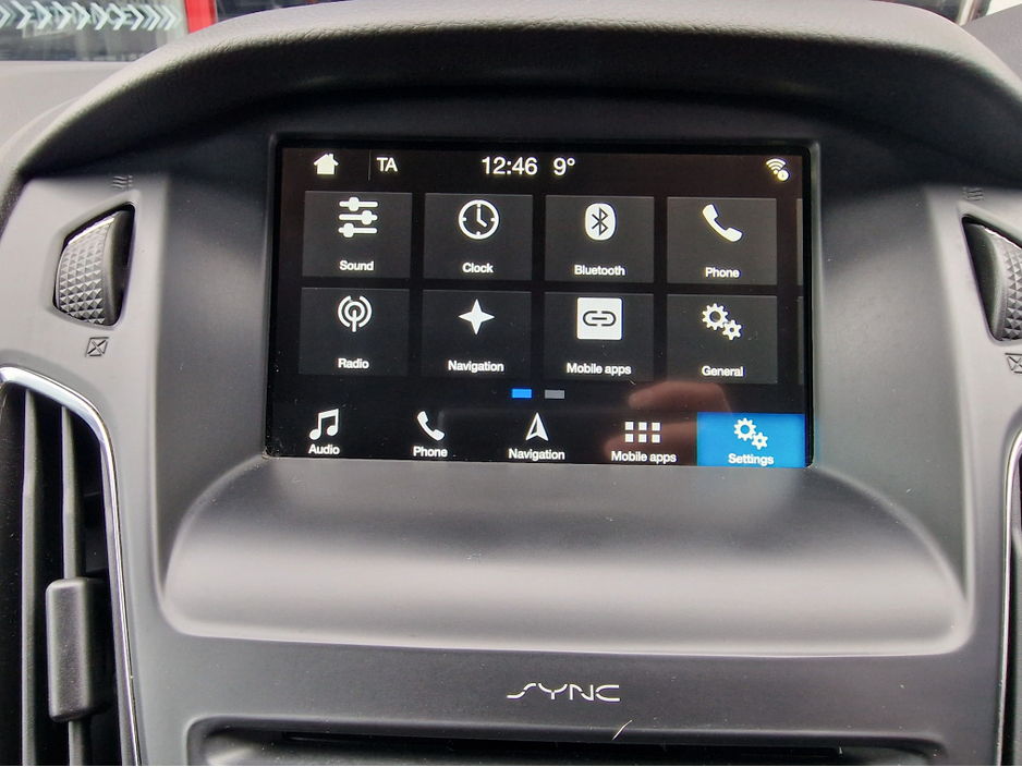 2018 Ford Focus - image 19