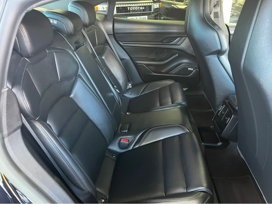 2023 Porsche Taycan - image 14