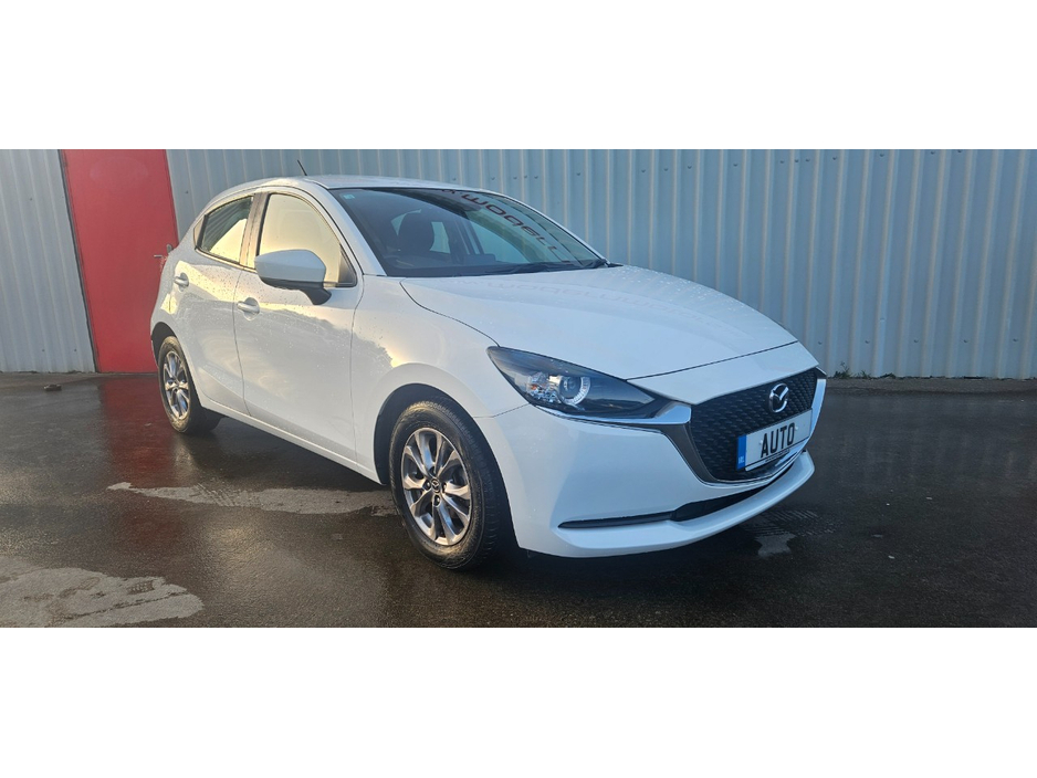 2020 Mazda Mazda2 - image 2