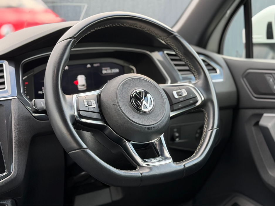 2019 Volkswagen Tiguan R-LINE 4WD - 2.0L DIESEL - AUTO - 12M WARRANTY - CAR: 1724 €32,950