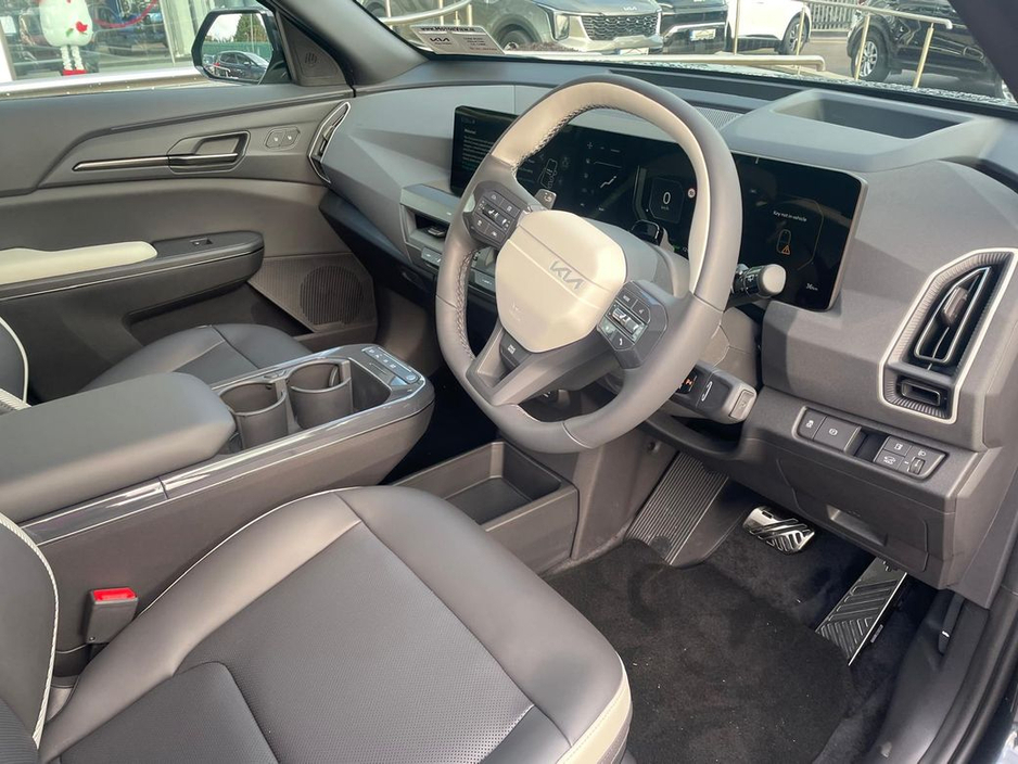 2026 Kia EV5 gt line *Finance From 3.9%* *7 YEAR WARRANTY* *3 YEAR AA* €56,740