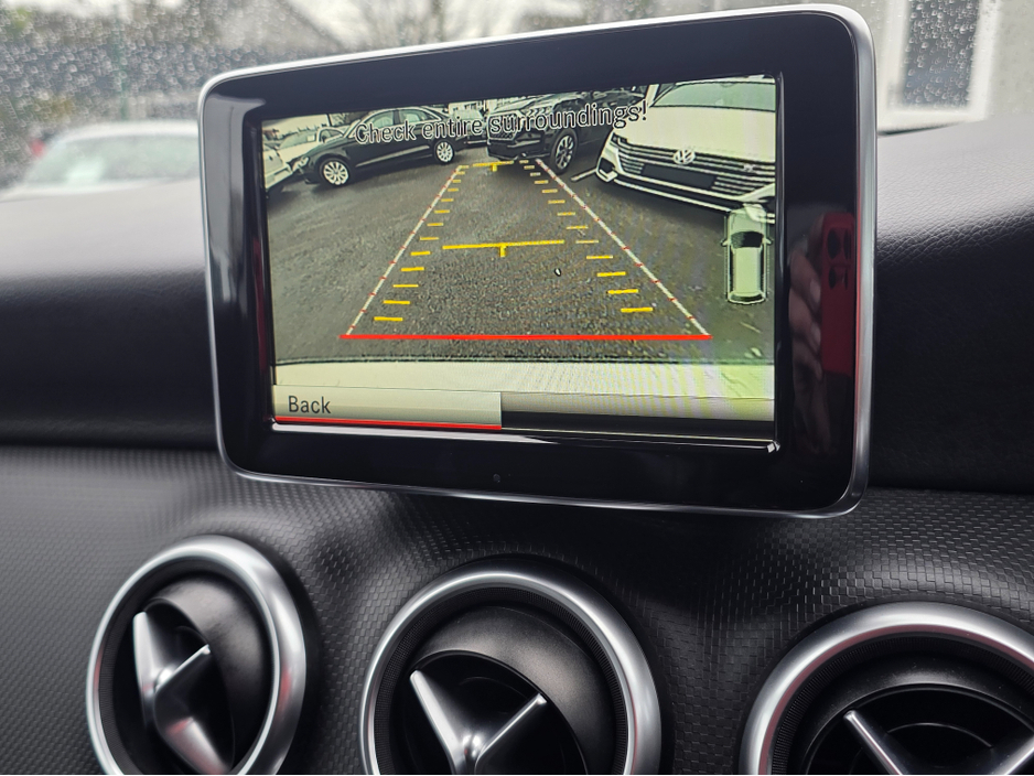 2015 Mercedes-Benz A Class A180  HALF LEATHER HEATED SEATS - REV CAMERA - HI SPEC / SYSTEM LOW ROAD TAX BAND / SIMI DEALER €14,950