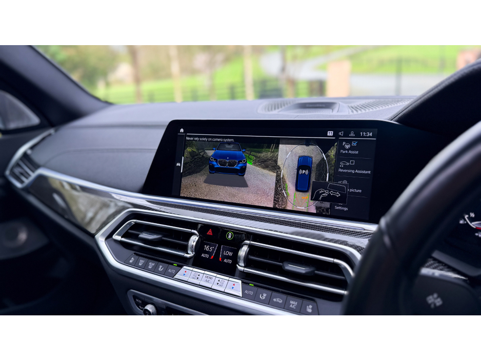 2022 BMW X5 - image 22