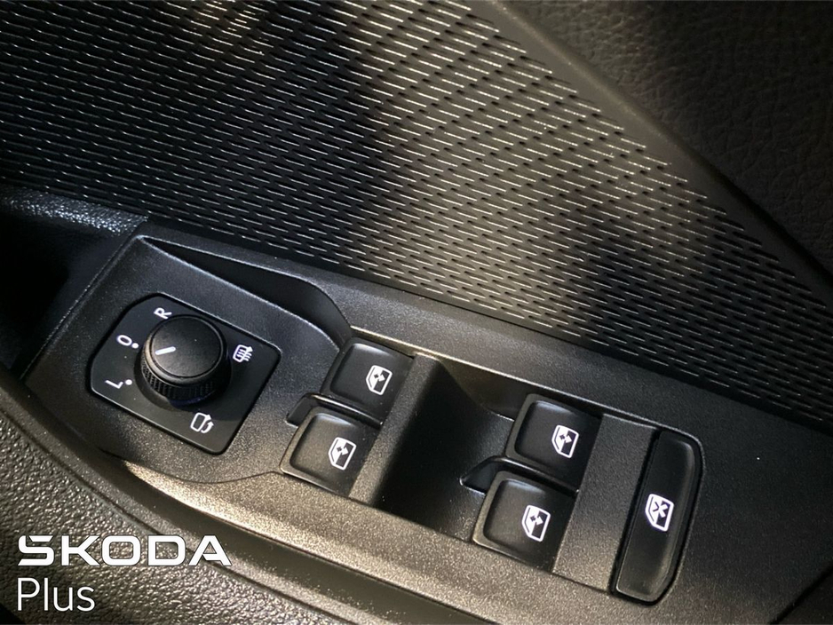 2025 Skoda Octavia Selection 1.5TSI 115bhp DSG mHEV €33,950