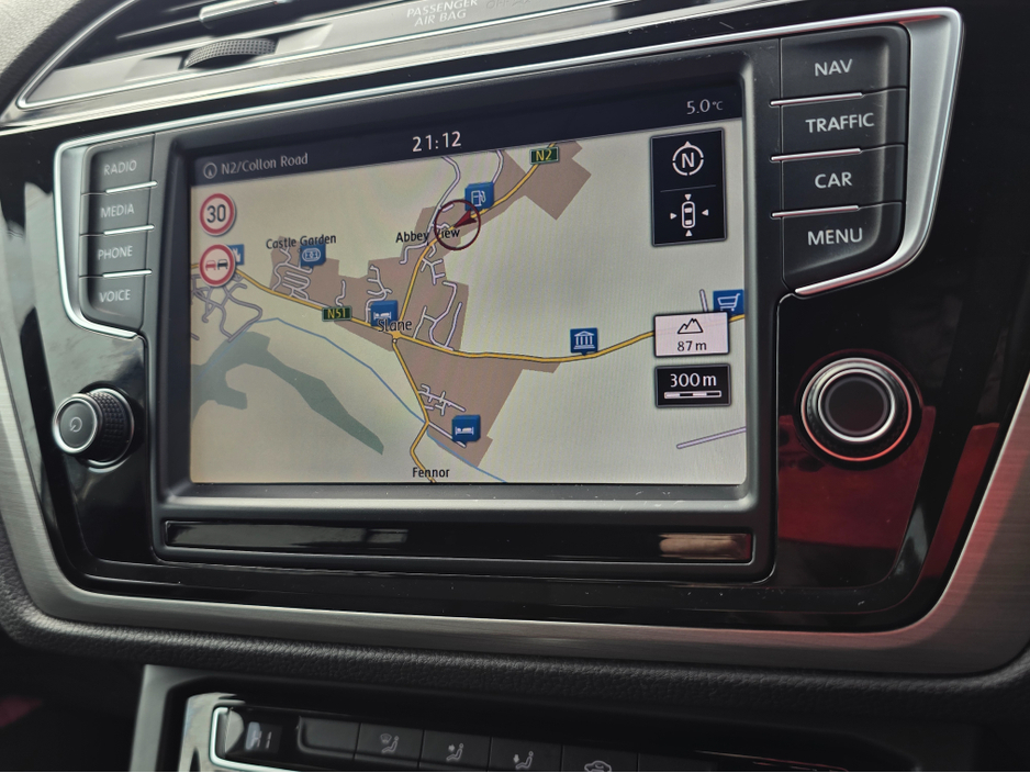 2017 Volkswagen Touran - image 7