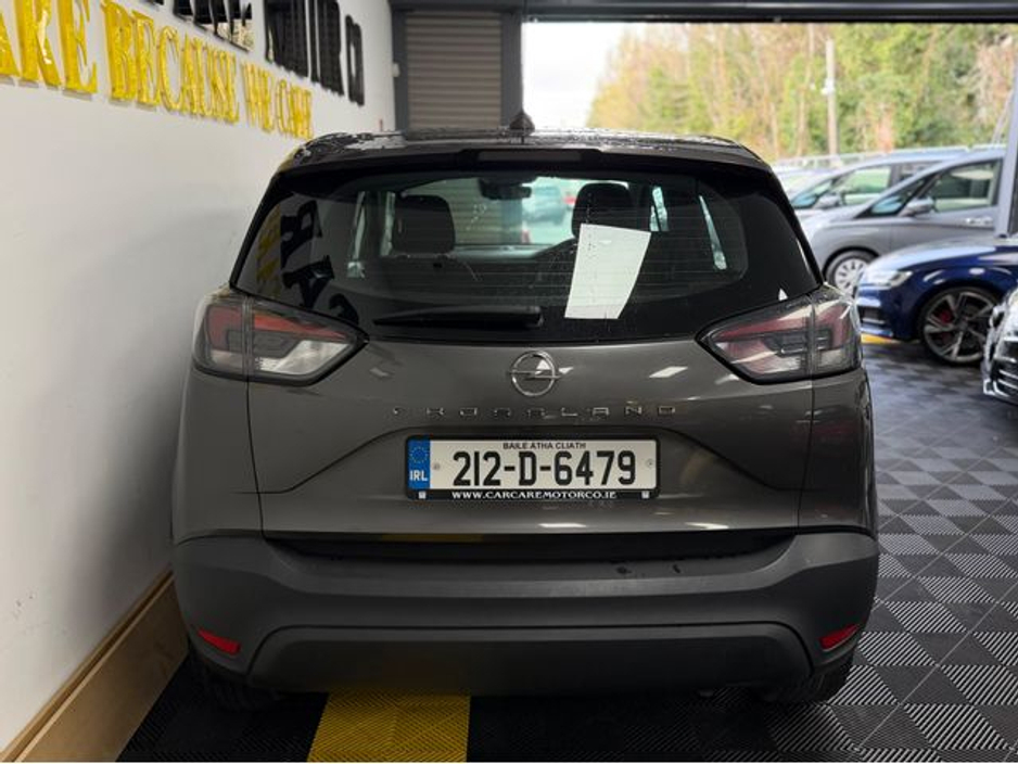 2021 Opel Crossland - image 5