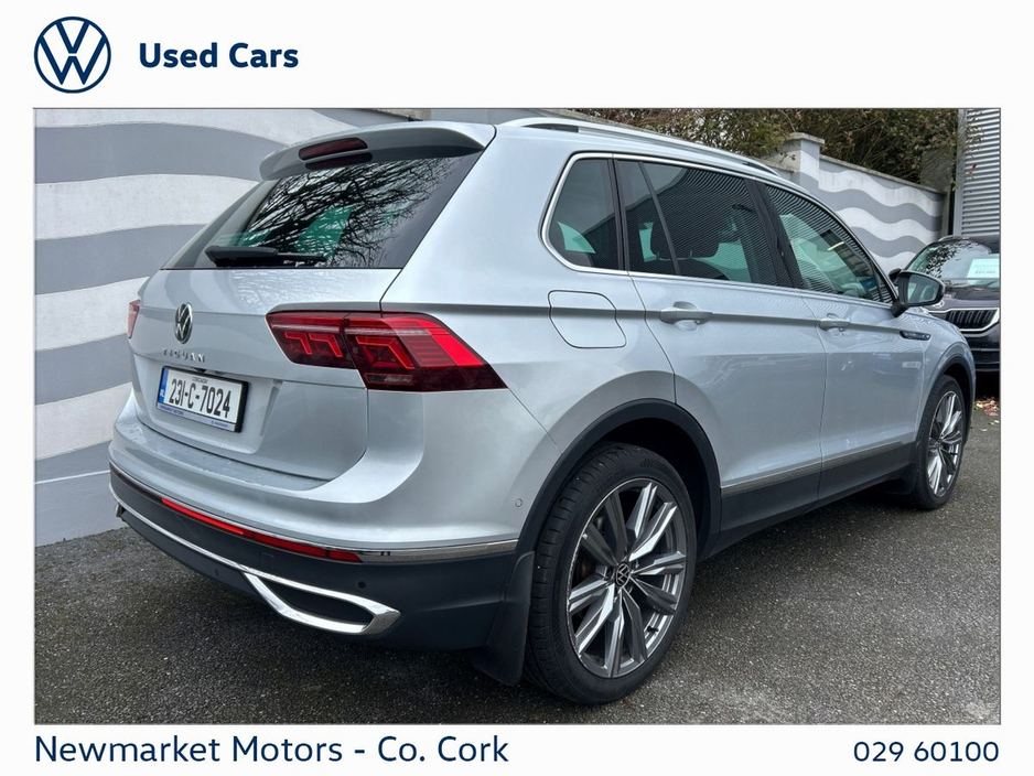 2023 Volkswagen Tiguan - image 11