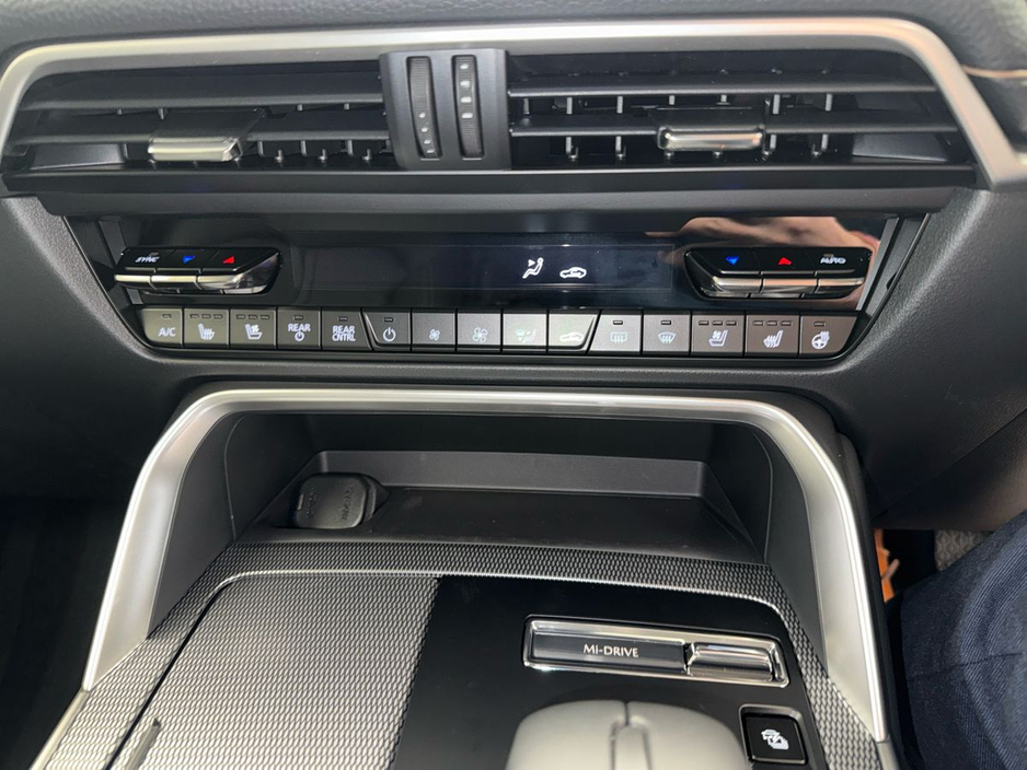 2026 Mazda CX-80 - image 25