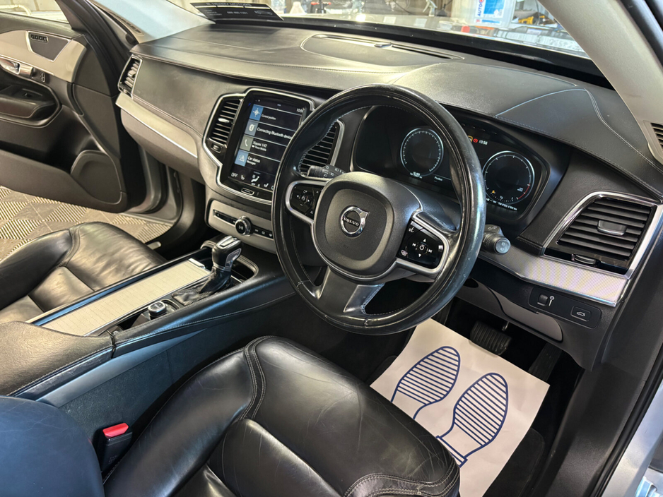 2016 Volvo XC90 - image 6