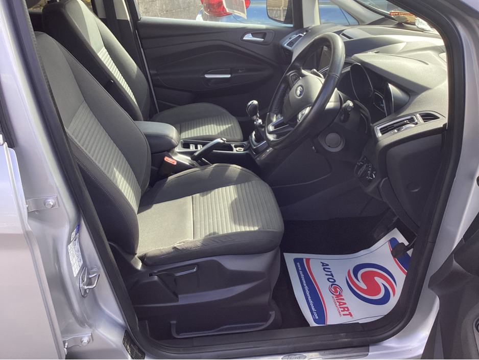 2017 Ford C-Max - image 10