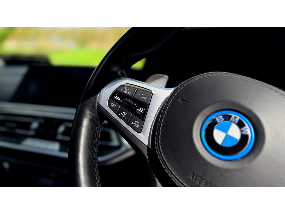 2022 BMW X5 - image 17