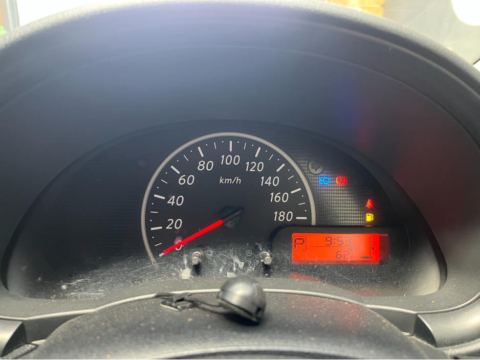 2019 Nissan March - image 13