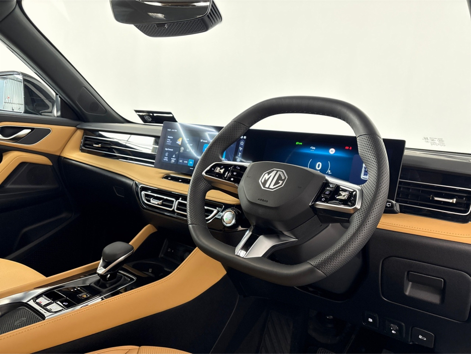 2025 MG HS - image 15