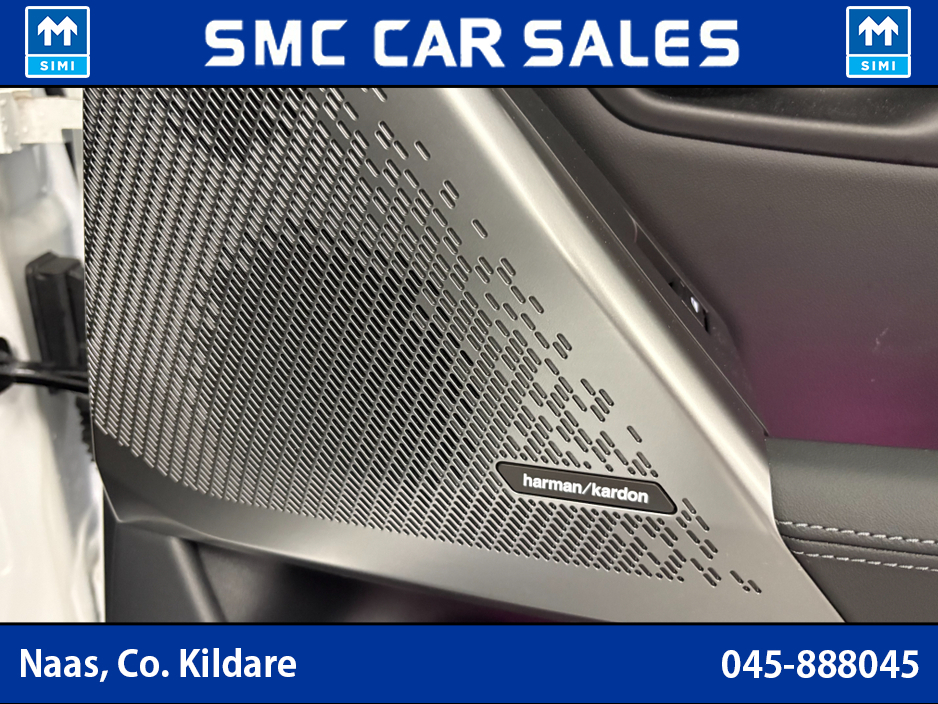 2025 BMW 5 Series - image 14