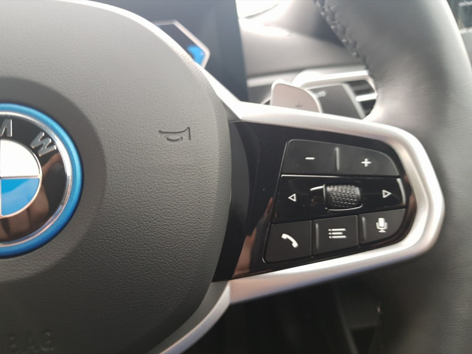 2026 BMW 3 Series - image 16