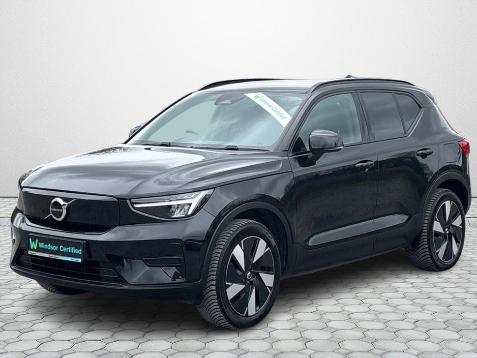 2024 Volvo XC40 - image 13