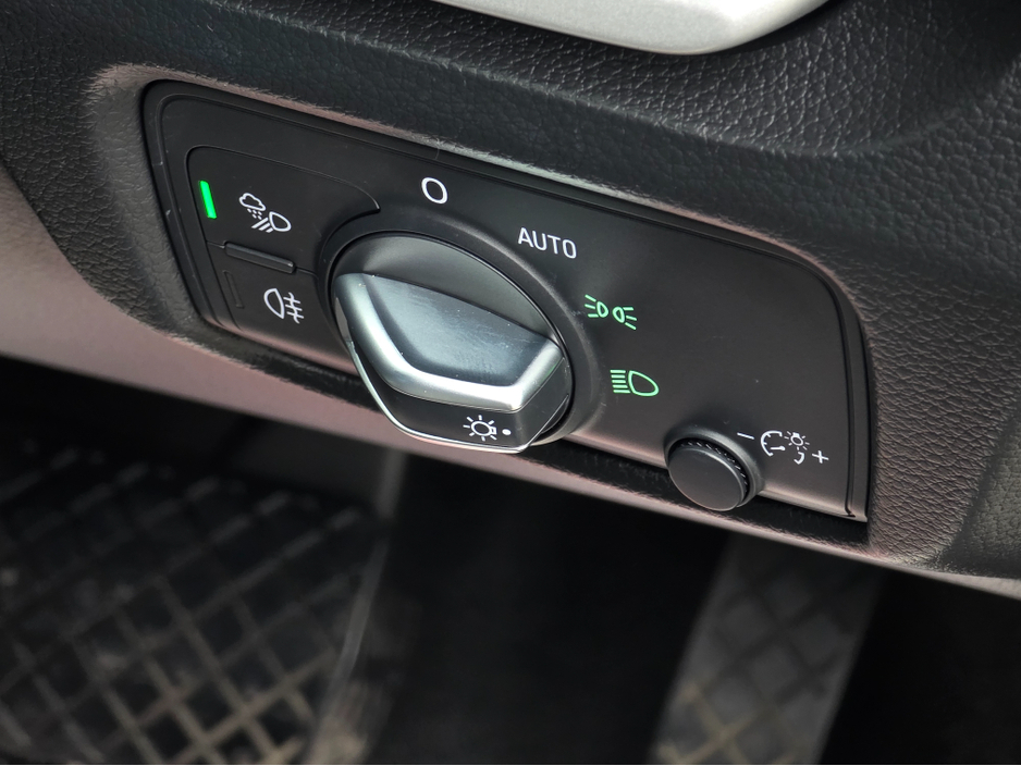 2017 Audi A3 - image 8