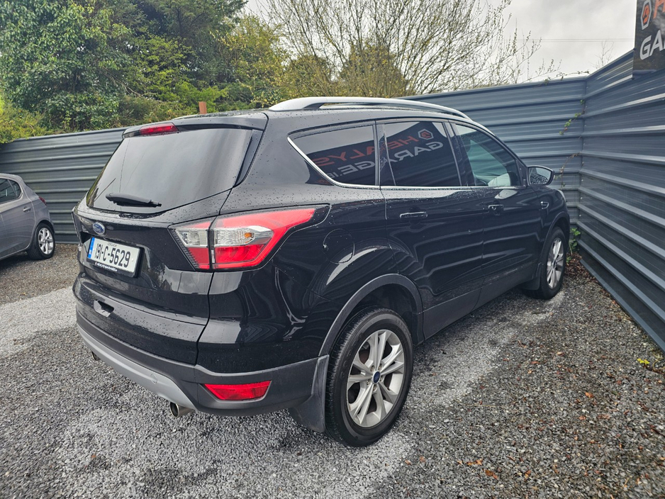 2019 Ford Kuga - image 8