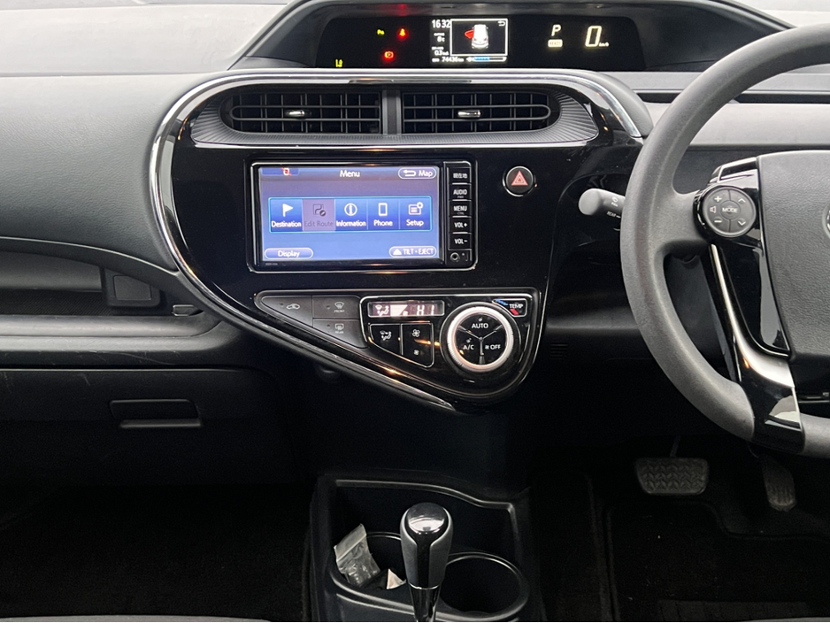 2018 Toyota Aqua 2018 Toyota Aqua 1.5 Self Charging Hybrid €12,750