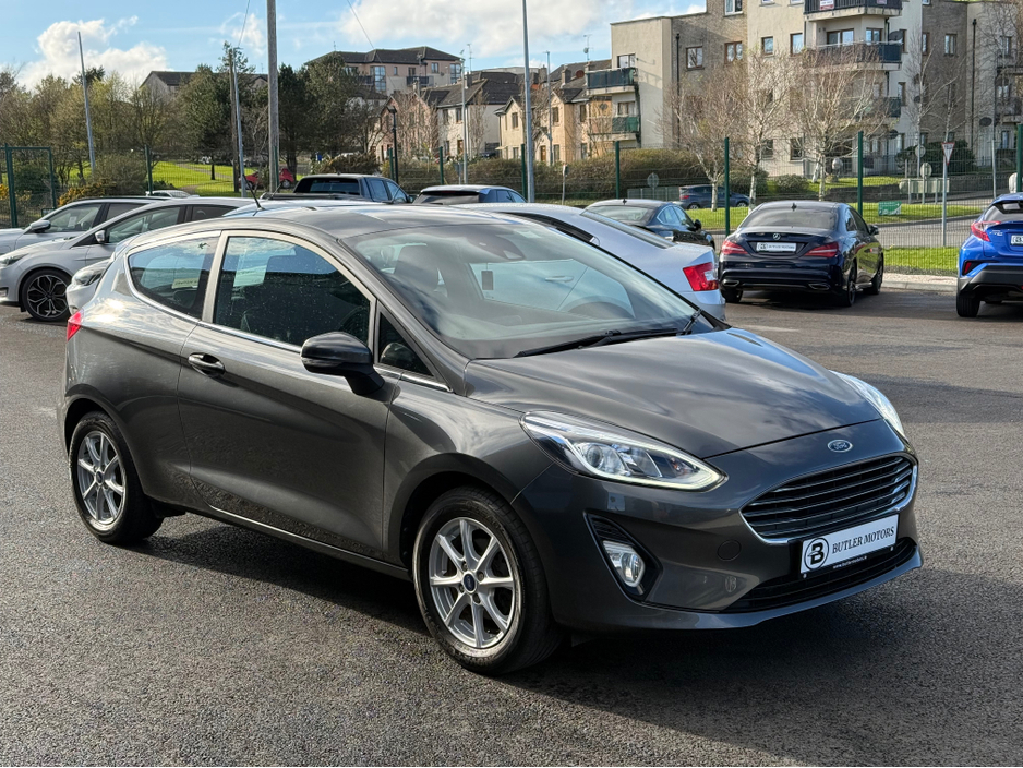 2018 Ford Fiesta - image 9