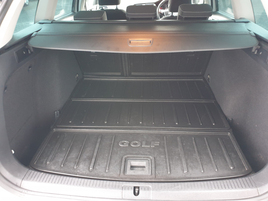 2014 Volkswagen Golf - image 13