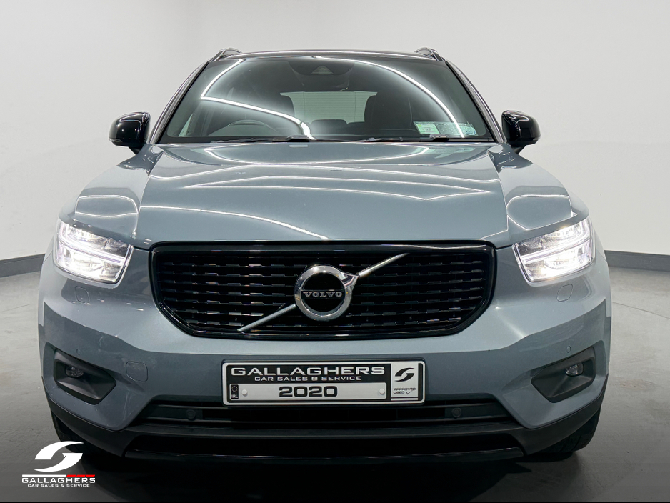 2020 Volvo XC40 - image 7