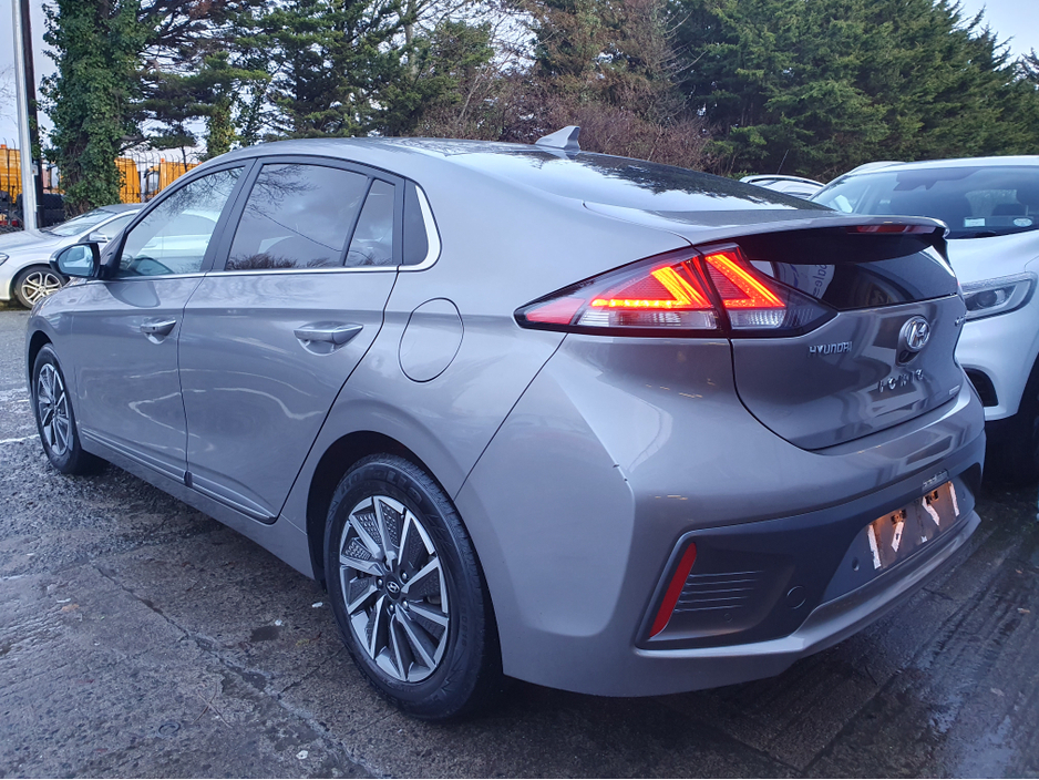 2021 Hyundai Ioniq PREMIUM AUTOMATIC FULLY ELECTRIC NCT 02/28 FINANCE AVAILABLE @ €58 PER WEEK FULL LEATHER/ HEATED SEATS/ SAT NAV/ TOUCH SCREEN MEDIA/ BLUETOOTH/ USB/ REVERSE CAMERA/ HISTORY CHECKED €12,950