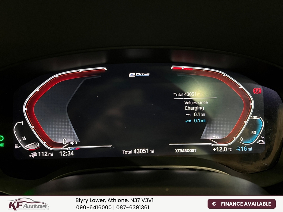 2023 BMW 5 Series - image 25