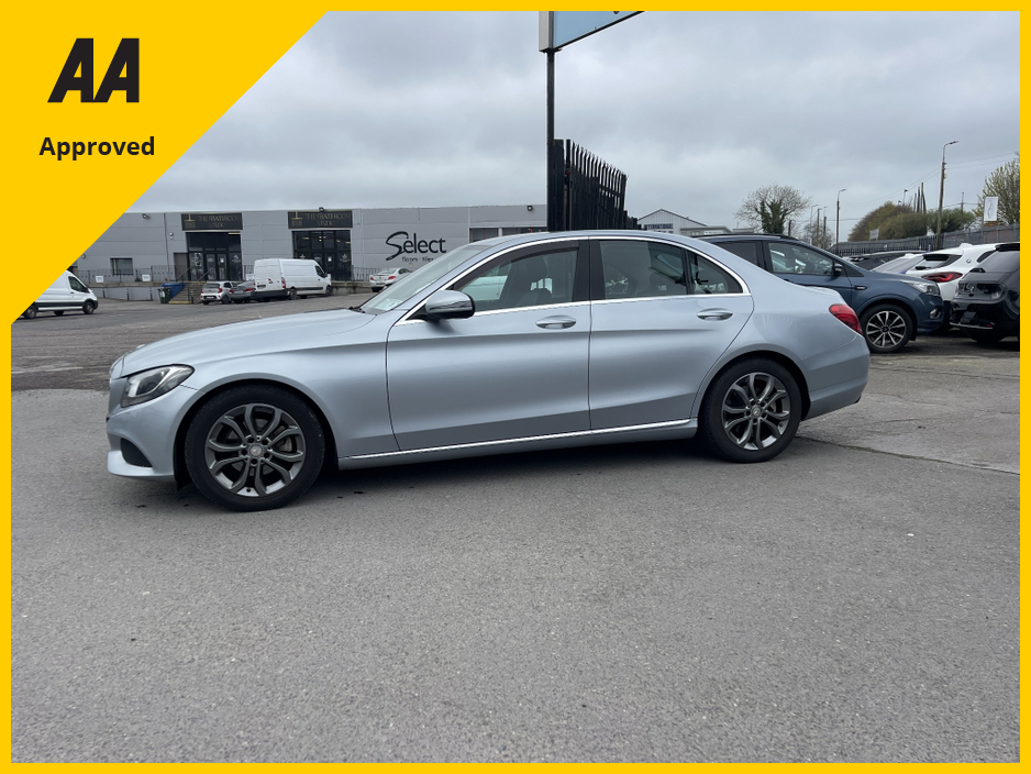 2016 Mercedes-Benz C Class - image 6