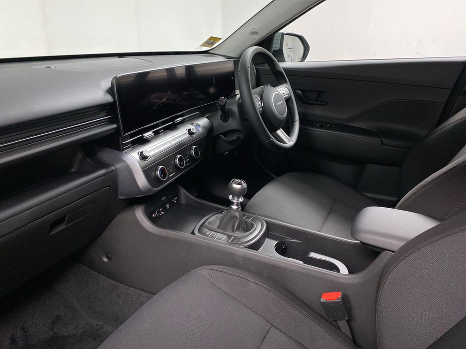 2026 Hyundai Kona - image 2