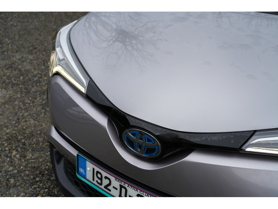 2019 Toyota C-HR - image 19