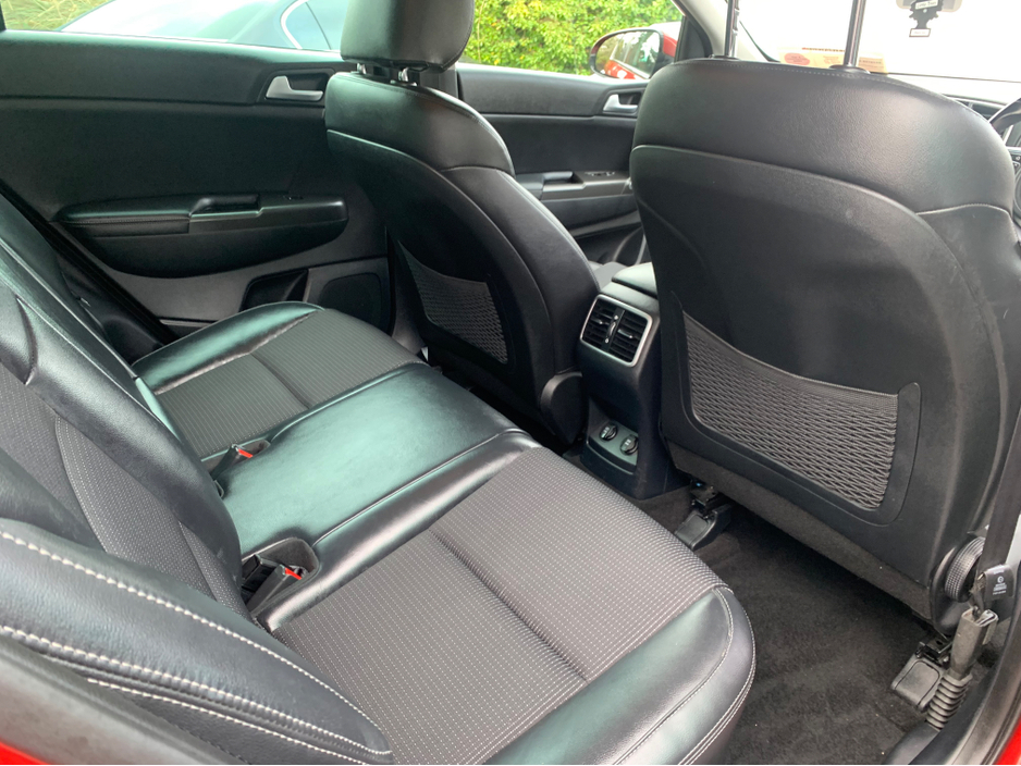 2016 Kia Sportage - image 10