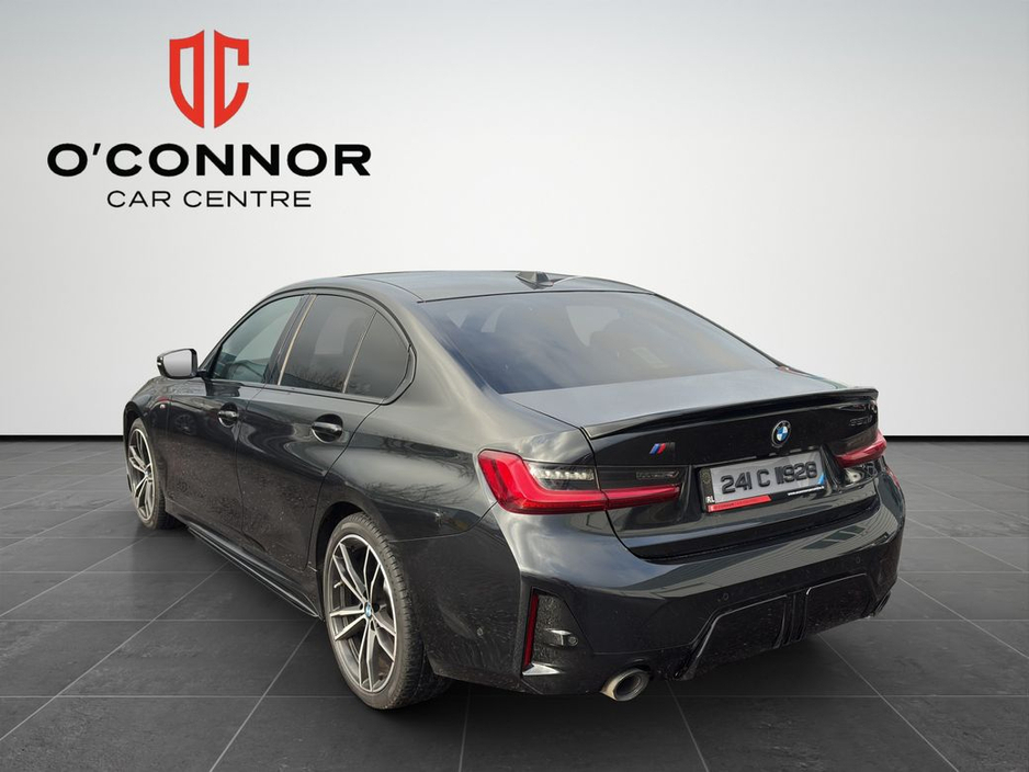 2024 BMW 3 Series - image 8