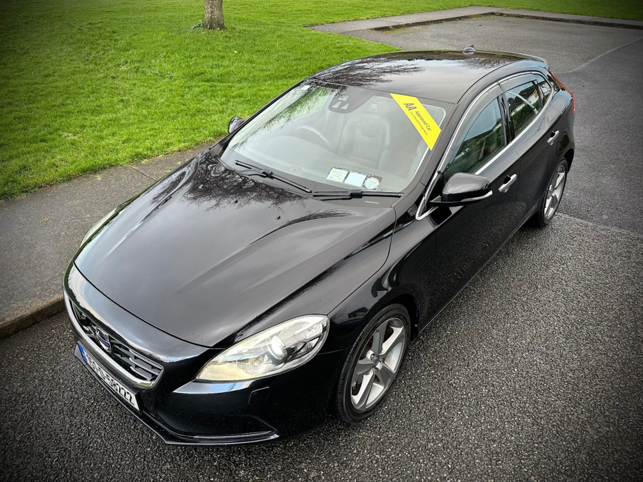2015 Volvo V40 1.6 Petrol T4 SE Auto 5dr Hatchback | AA approved | Full Leather | Low km | 2 keys | Nov 26 NCT | Nov 26 tax | Sold serviced and valeted with warranty provided | Warranty provided. €11,950