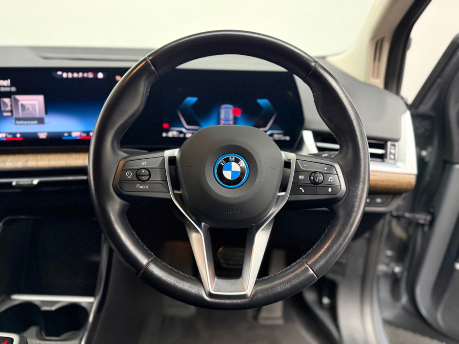 2023 BMW 2 Series - image 15