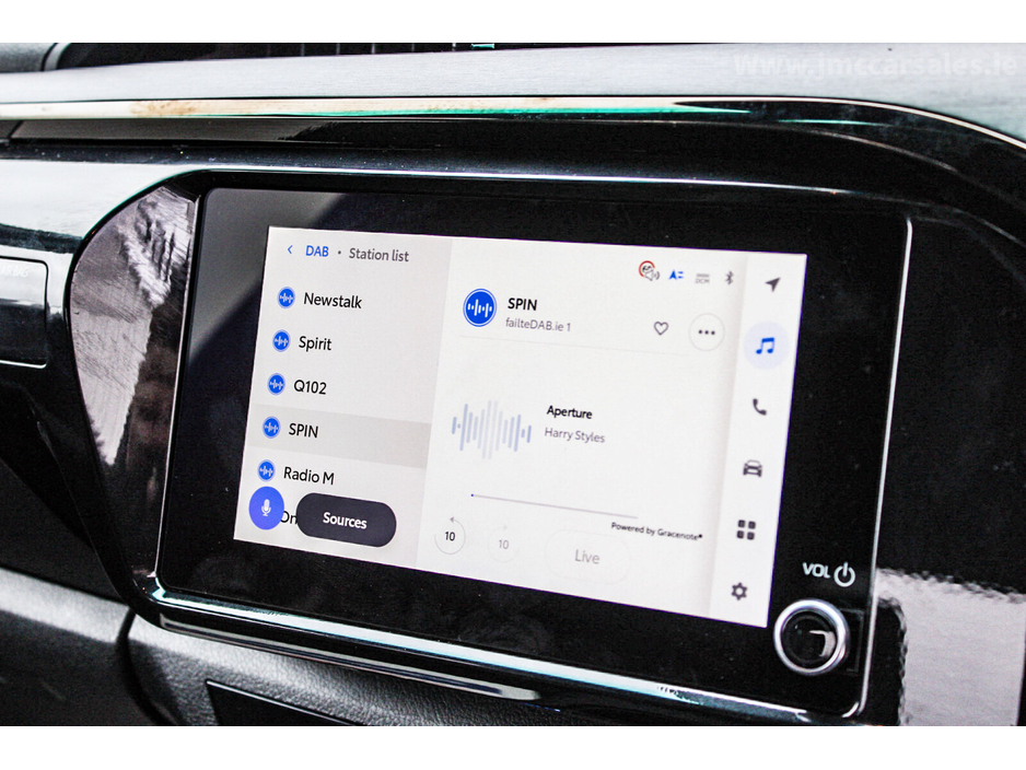 2026 Toyota Hilux - image 19