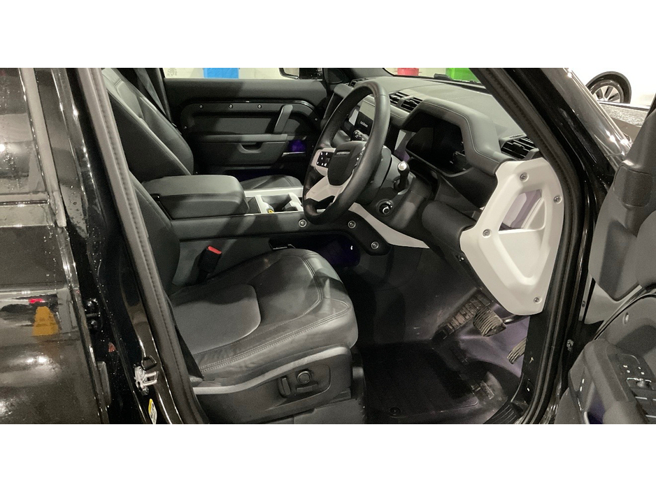 2025 Land Rover Defender NEW MODEL DEFENDER 110 X-DYNAMIC AWD SPECIAL ORDER ,PANORAMIC SKY LOUNGE ,360 CAMERAS,22 INCH SIZE SANTORINI EDITION ALLOYS,ADAPTIVE CRUISE CONTROL,VAT Q VEHICLE (vat invoice available) €102,840