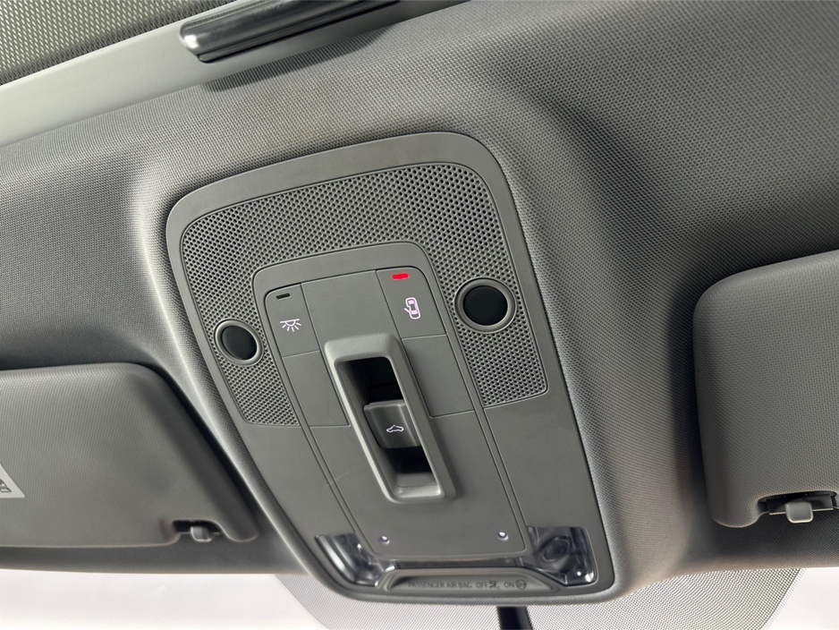 2020 Audi Q2 30 TFSI 116HP SE NEW NCT**MULTIFUNCTIONAL STEERING WHEEL**SEMI DIGITAL DASH**PARKING SENSORS**APPLE CARPLAY**DIGITAL MEDIA DISPLAY**AIR CONDITIONING**BLACK LEATHER INTERIOR** €21,995