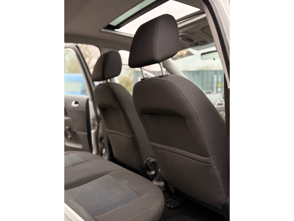 2007 Ford Fiesta - image 26