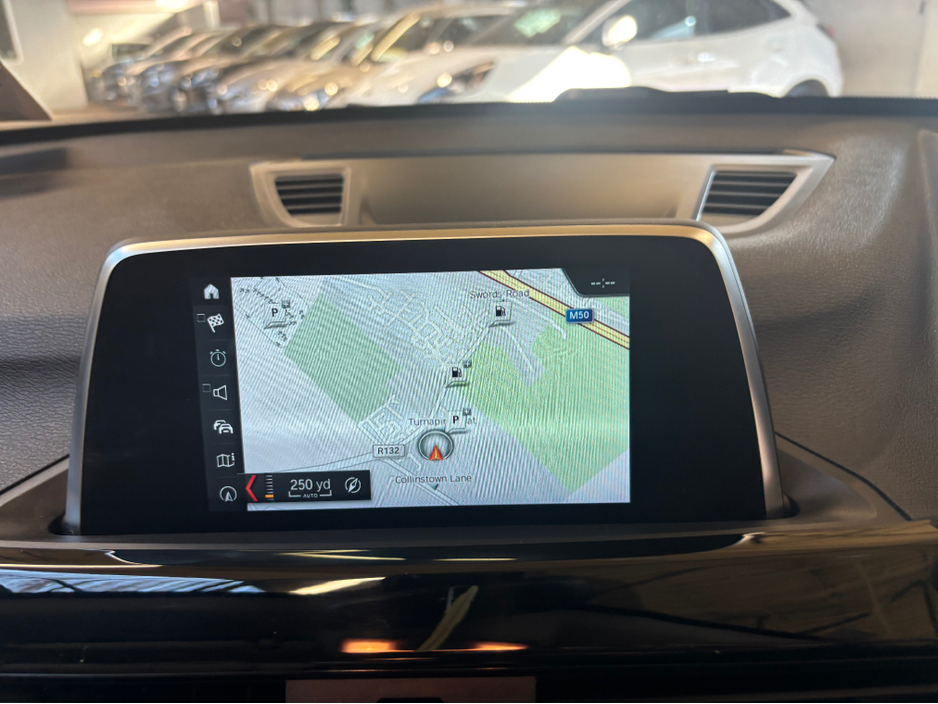 2019 BMW X1 - image 10