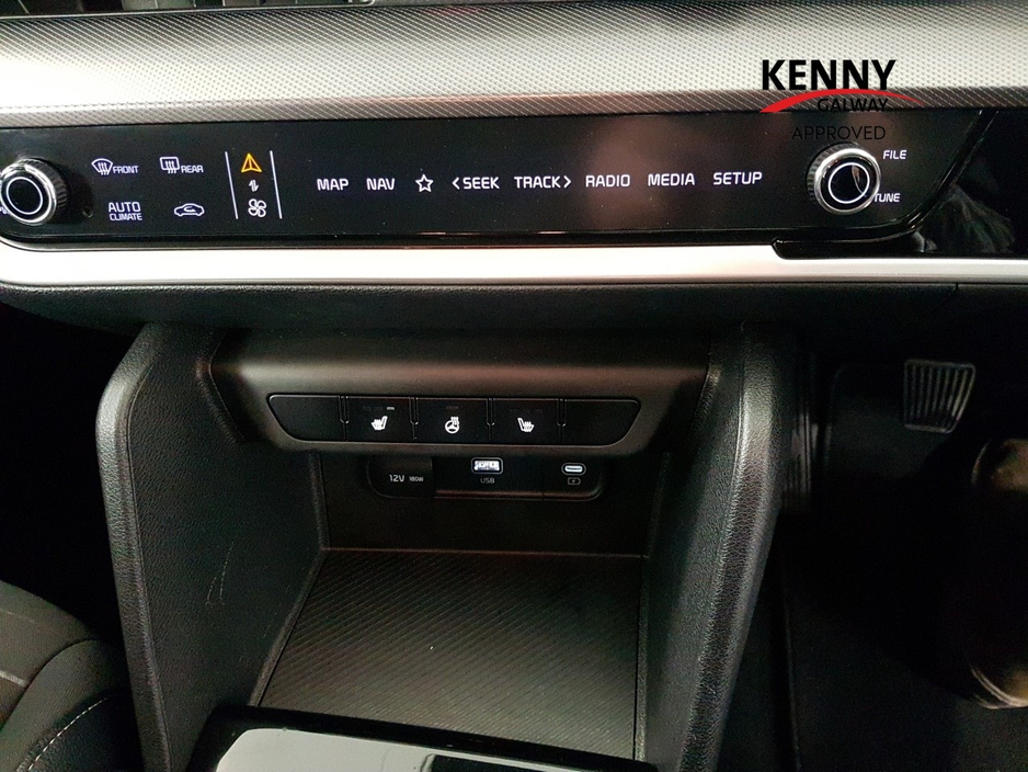 2022 Kia Sportage - image 14