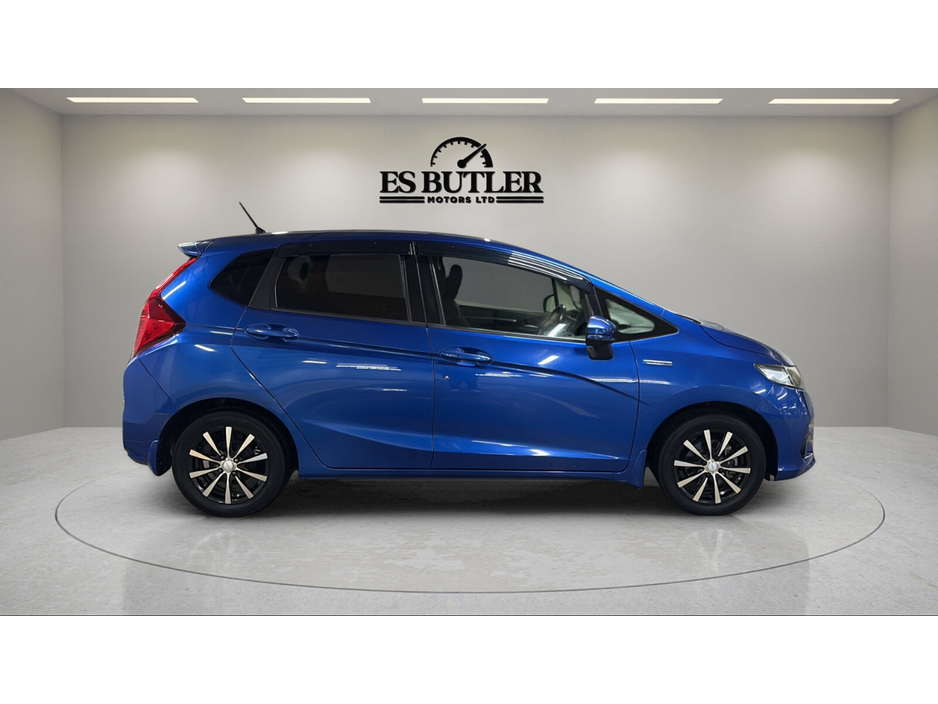 2017 Honda Fit  €11,390